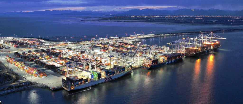 加拿大作为北美物流枢纽的核心优势：连接全球供应链的战略支点